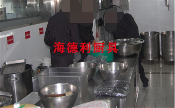 西安莲塘厨房不锈钢设备安装现场 西安莲塘厨房不锈钢设备安装现场